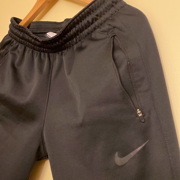Therma-Fit Nike joggers track pants - Picture 5 of 10